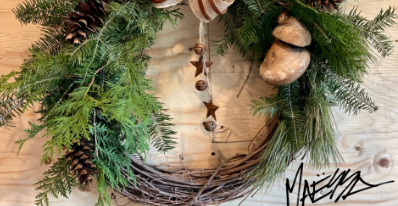 Atelier de conception de couronne des Fêtes