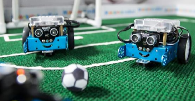 Robots match de soccer