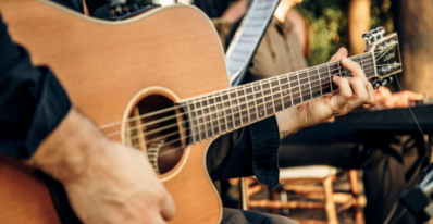 Les soirées de la guitare présentées par le Théâtre Hector-Charland
